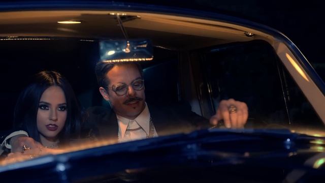Becky G, Bad Bunny - Mayores