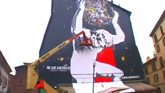 Absolut YouWall_Live Performance Ozmo.wmv