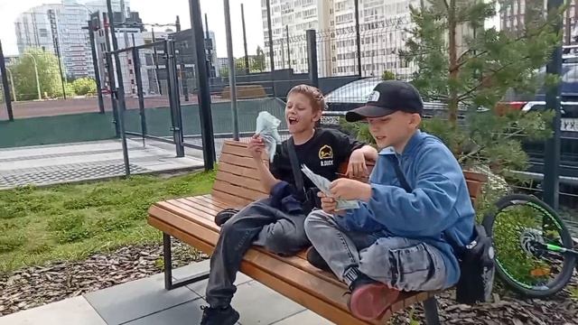 подобрал видео с радио Энерджи