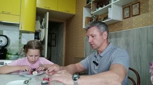 ОТЛИЧНЫЕ НОВОСТИ ОТ ВРАЧА! КУПИЛИ РОЛЛЫ, УБЕЖАЛИ ОТ ЛИВНЯ И СНИМАЕМ ПРОБУ ДОМА.