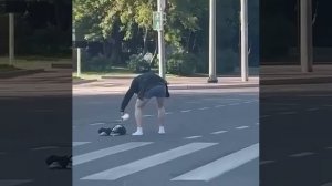 Алло Руслан, подъедь пожалуйста 🤣🤣🤣🤣
подпишись 👆 👆 👆