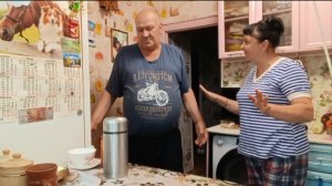 СКОЛЬКО НАС В СЕМЬЕ, ПРИЕХАЛ С ГОСТИНЦАМИ, ВРЕМЕННО БОЛЬНОЙ