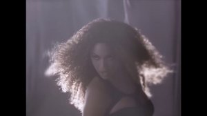 Beyoncé & Shakira - Beautiful Liar