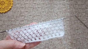 Шикарный ажурный узор из тонкой пряжи..