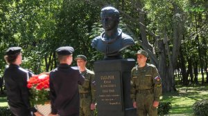 В Самаре почтили память погибших летчиков и ветеранов авиации