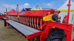Сеялка зерновая ЗС-6 Техника Сервис цена август 26 года.