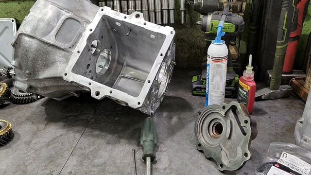 КПП Mitsubishi L300