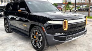 Новый Rivian R1S Роскошный электрический внедорожник для ваший путешествий