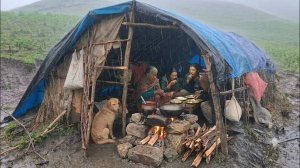 Лучшая жизнь гималайского пастуха в дождливый день | Расслабляющее видео из деревни