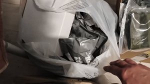 Первый ресторанчик, Ксюша на связи, продолжает работать, передавать необходимое защитникам