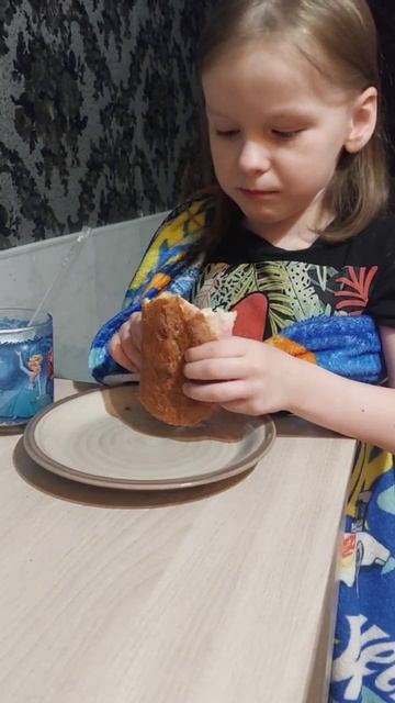 Люблю есть 😀
