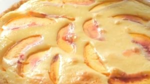 Сегодня на десерт сметанный ПИРОГ с персиками🍑