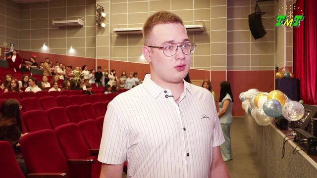 Вручение дипломов выпускникам Яблоновского филиала МГТУ