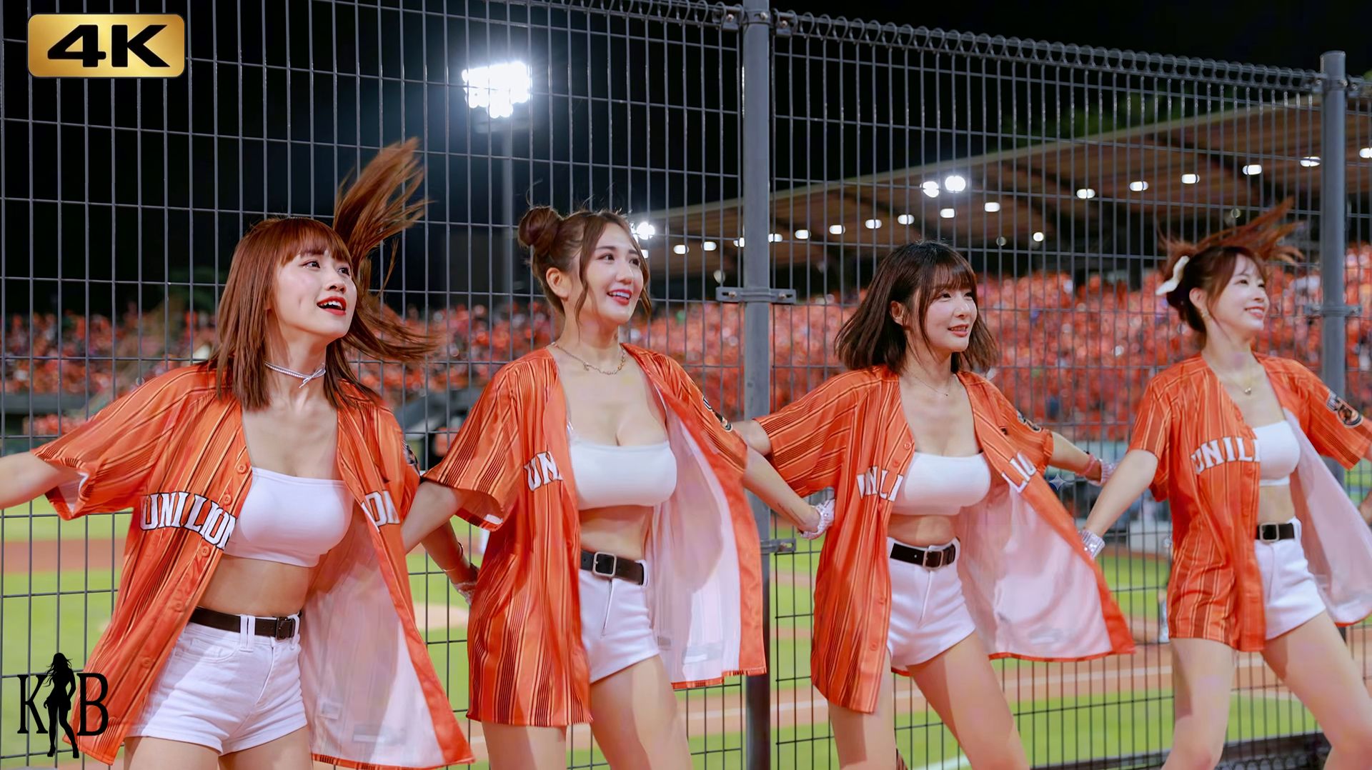Девушки одаренные во всех смыслах! Эффектный дуэт Mina (綵冞) и Se7en(瑟七)! ⚾｜Группа поддержки ｜K-Pop