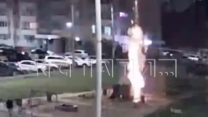 Шумные ночи в ЖК «Зенит» двое неизвестных запускали петарды через трубу среди домов