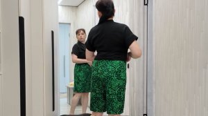 Как сшить костюм с бермудами из 1,5 м ткани своими руками. Часть 1. Бермуды. Зеленый леопард.