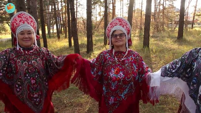 Задорные кумушки