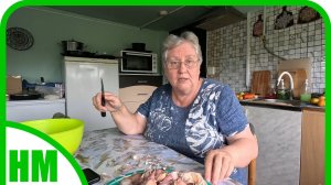 12 августа. Я умею говорить, но не умею красиво одеваться. Торговать и отдавать никогда не буду