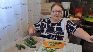 Заморозка петрушки и огурцов. Зразы на ужин. Ответ‐рассуждение на коммент к предыдущему видео.