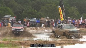 Гонки на мега-траках по грязи — Rednecks With Paychecks Fall Mudcrawl