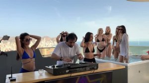 ⭐️ Luxurious Ladies and DJ at the Bachelorette jacuzzi Party on Costa Blanca ⭐️