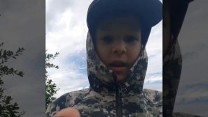 ем ягоду