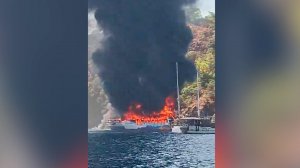 «Бросались в воду»: катер с туристами загорелся в Турции