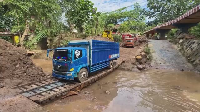 RC машинки 🚚 Все пошло не по плану! Спасаем радиоуправляемый грузовик