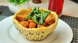 Это блюдо съедают вместе с тарелкой! Мясо с картофелем в съедобной тарелке, простой рецепт
