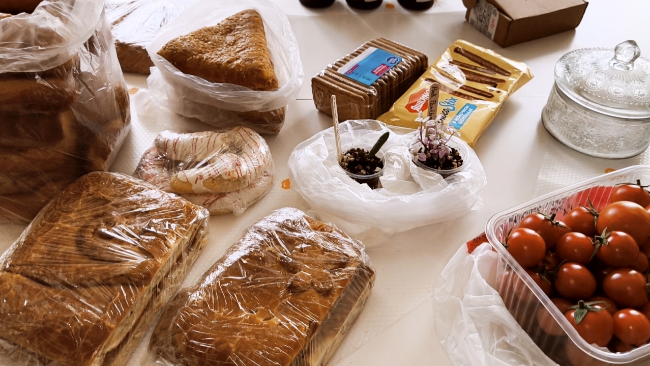 Вспомнила молодость☺️ Неожиданно приехала дочь с пирогами🥟🥨🥐