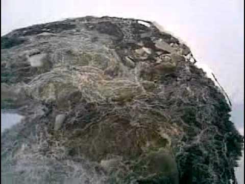 Сызранская плотина -лёд тронулся 160320121.mp4