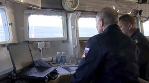 Путин: моряки ТОФ не в тылу - они тоже на переднем крае
