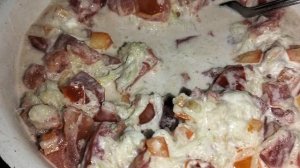 Мукбанг салат из огурцов и помидоров черри