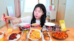 ASMR Мукбанг