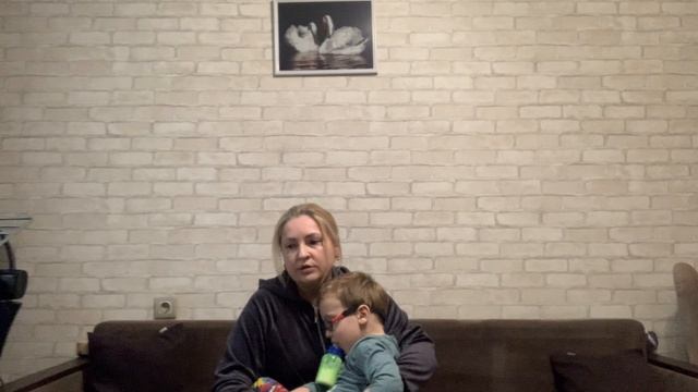 Видеообращение мамы Артема Баранова