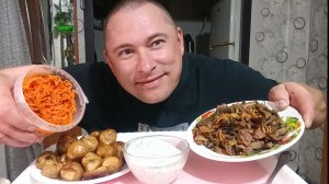 мукбанг/обжорыч/еда на камеру/Тёплый салат с говядиной и картошка запечённая/