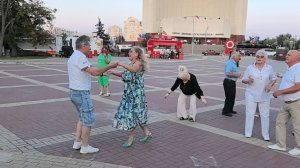 Берег правый, берег левый...