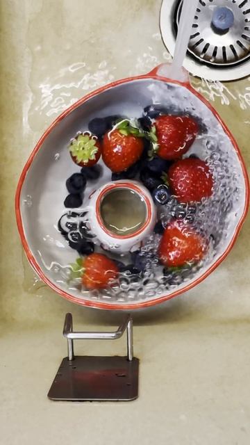 Вот как я теперь мою ягоды 🍓🫐