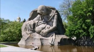 КРАСНАЯ ДА БЕЛОЕ