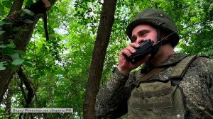 Бойцы группировки войск «Центр» освободили Петровку в Донецкой республике.