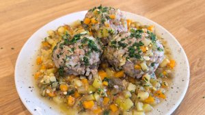Диетические тефтели, тушенные в кабачковой (баклажанной) икре – вкусно, полезно, питательно