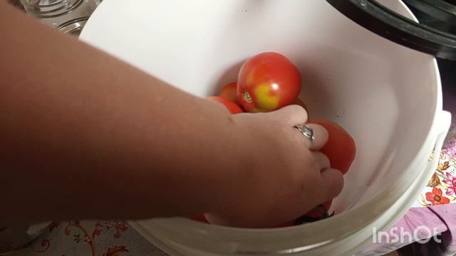 Съездили в город Чердынь,закупилися продуктами.Вечером занялась заготовками.