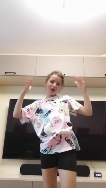кто любит Марьяну локель, ставьте лайк. 👍❤️👍❤️