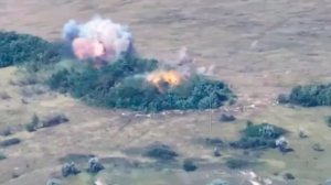 МО РФ показало кадры поражения боевиков авиабомбами ФАБ-500