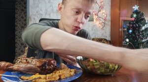 Мукбанг// Голень Динозавра (Индейки) Кабачки С Овощами И Салат Летний