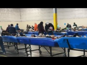 В Поисках Клада на Свалке в США Goodwill Outlet #OlyaSineevaUSA