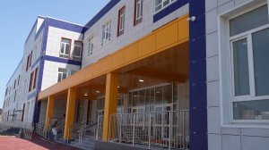 В микрорайоне Ветеран совсем скоро распахнет свои двери новая школа