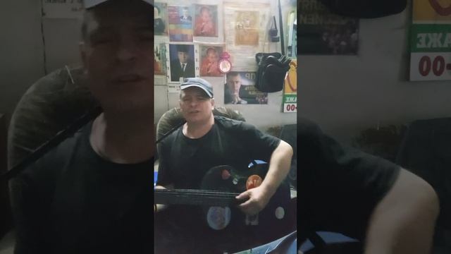 песня  летит  паровоз   для  русского  народа и для  всех  авторитетов россии