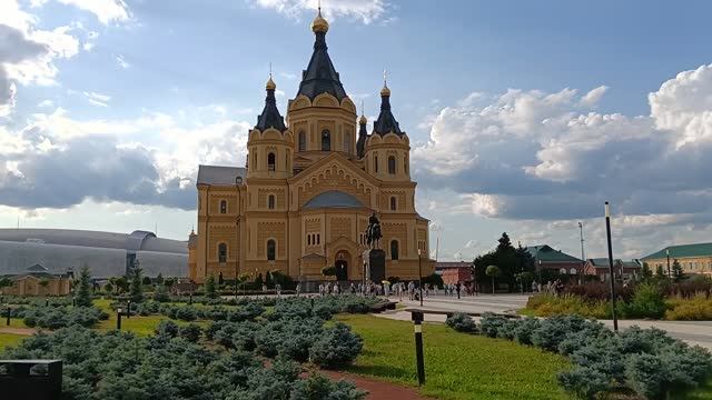 Стрелка в Нижнем Новгороде Место слияния двух рек Волги и Оки Поймай свой закат на Стрелке