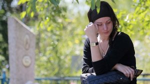 СЛЕЗЫ ЗАТУМАНИЛИ ГЛАЗА... Стихи и клип Ольги Зубаревой  .работа в И И